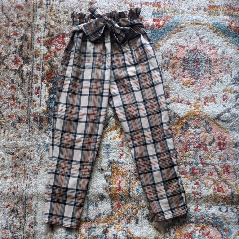 Albion Fit Bow Belt Capris